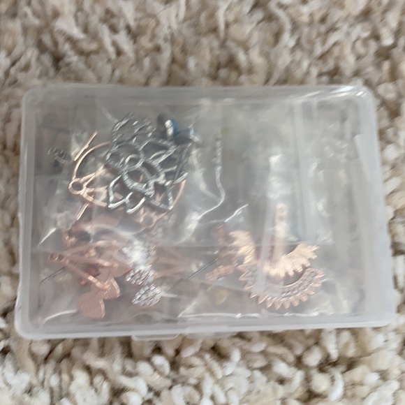 Set of 7 Earrings - mix of silver & rose gold - Picture 12 of 13